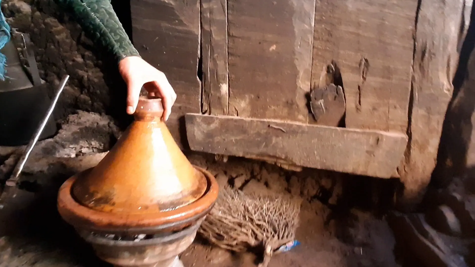 Tajine about to be opened