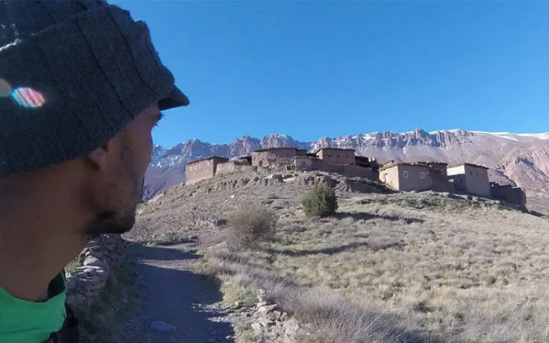 Runners looking at the mountains in the Atlas